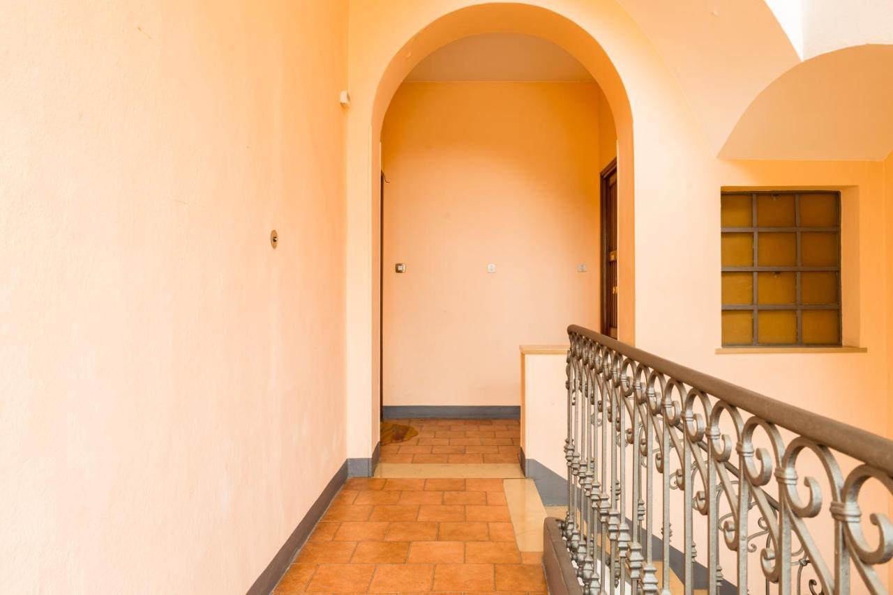 Alessandria Central Apt 10Min Walk Central Station Экстерьер фото